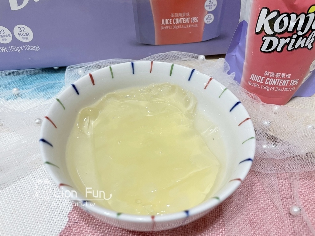 iOiO食在愛我 超口感蒟蒻 蒟蒻飲 蒟蒻推薦 飲料推薦 飲料開箱 能量飲 果凍推薦 開箱 維生素C 膳食纖維 拌手禮 年節禮盒推薦 十全果醋 