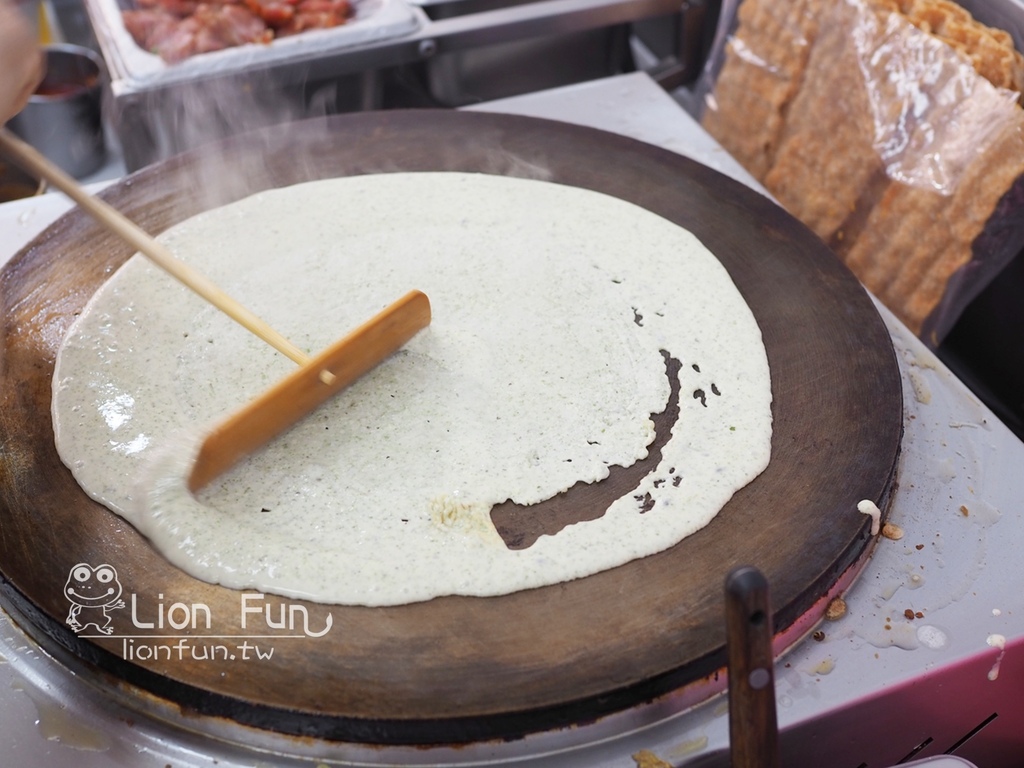 高雄煎餅果子｜煎餅王煎餅果子福德店。酥酥脆脆高雄蛋餅｜天津風