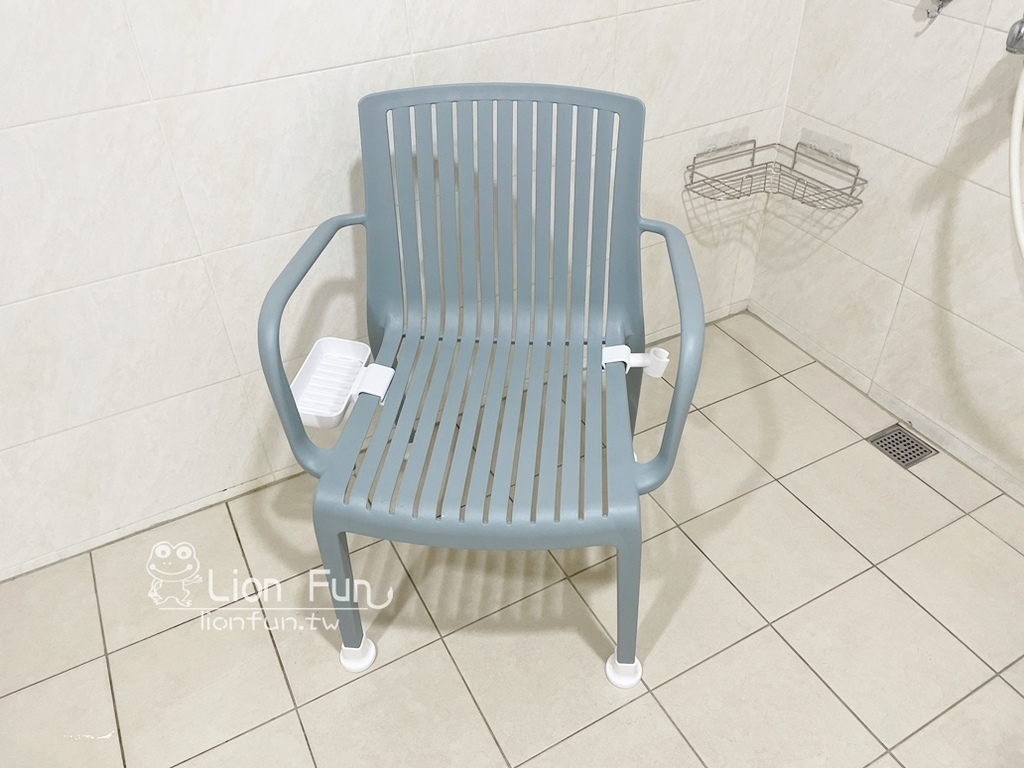 洗澡椅推薦｜Lagoon洗澡椅。安全絕佳椅子，老少都合適，可