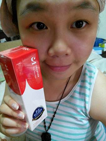 女人知己試用-白漾美學水舞光煥白精華_4066.jpg 試用