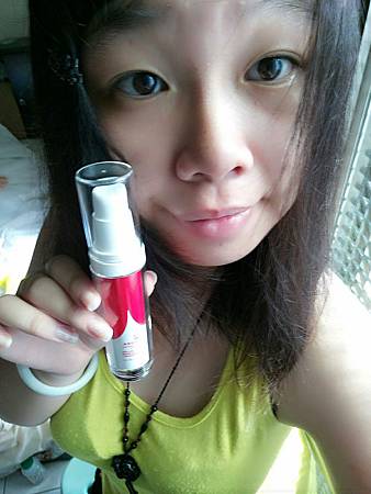 女人知己試用-白漾美學水舞光煥白精華_9200.jpg 試用