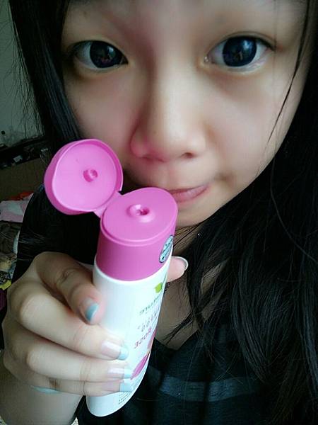 德國植萃有機玫瑰亮澤洗髮精_1313.jpg 試用