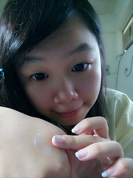 德國植萃有機紅石榴煥顏緊緻日霜_6617.jpg 試用