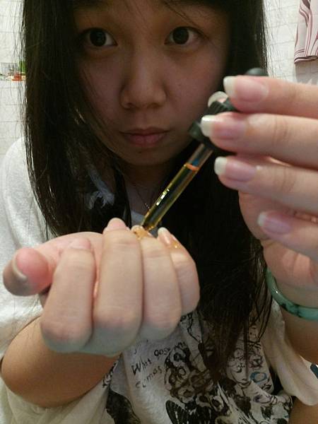 純粹玫瑰果油_170406_0032.jpg 試用