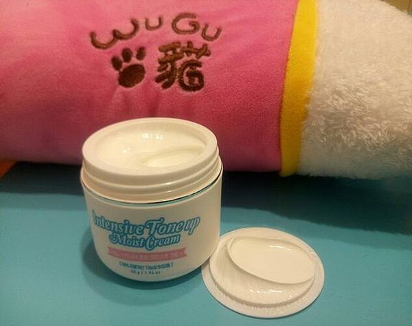 珍珠煥白霜_170503_0030.jpg 試用