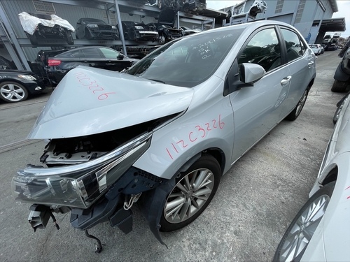 2014 豐田 TOYOTA ALTIS 銀色 1.8 4D