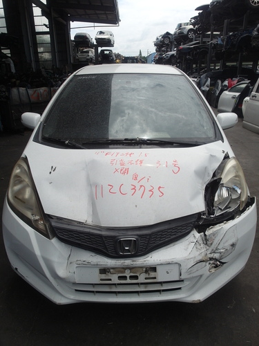 2011 Honda 本田 FIT 白色 1.5 5D