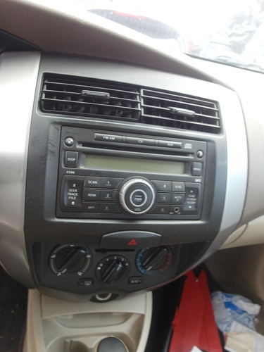 2010 Nissan 日產 LIVINA 銀色 1.6