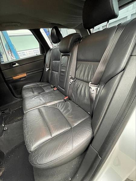 2009 Volvo 富豪 V50 銀色 2.0 4D