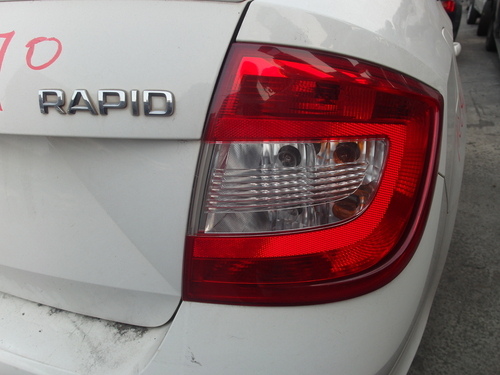 2015 Skoda RAPID 白色 1.4 4D