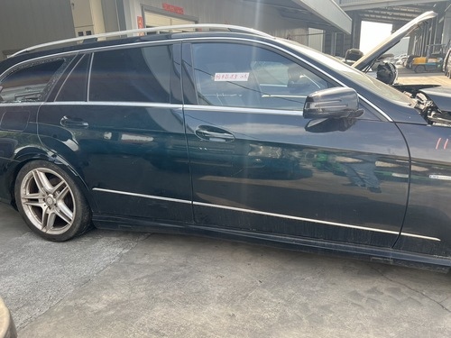 2010 Benz 賓士 W212 黑色 3.5