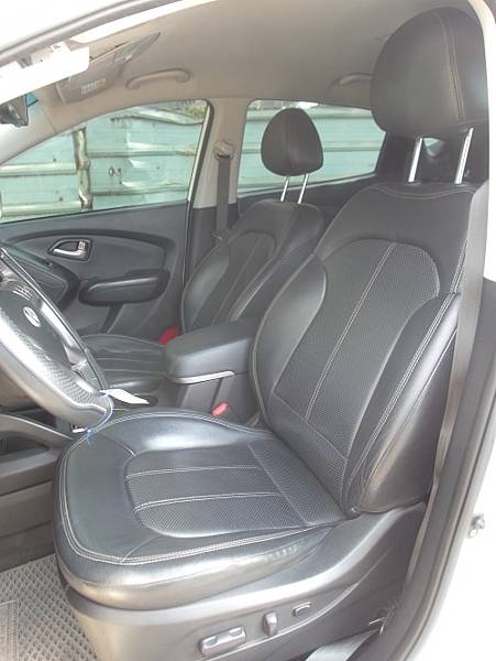 2011 HYUNDAI 現代 IX35 白色 2.0