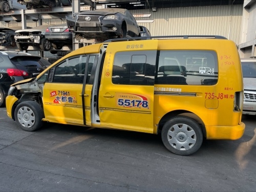 2013 Volkswagen 福斯 Caddy 黃色 1.