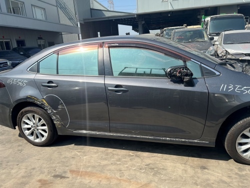 2019 TOYOTA 豐田 ALTIS 灰色 1.8 4D