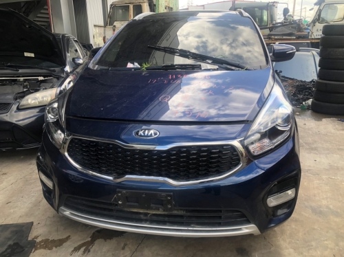 2017年 KIA 起亞 EURO CARENS 淺藍色 2