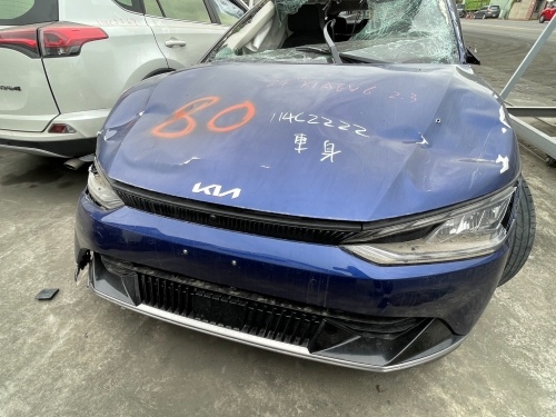 2024 Kia 起亞 EV6 藍色