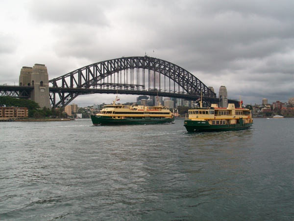 SYDNEY BRIDGE.JPG