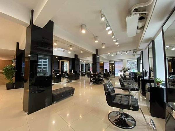 新北板橋捷運新埔站美髮推薦of Hairdesign 媽咪拜mamibuy 新北板橋捷運新埔站美髮推薦of Hairdesign 媽咪拜mamibuy