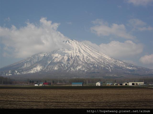 080425-3羊蹄山pay (7) (小型).jpg