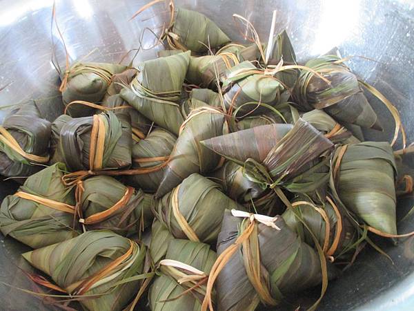 東北黃米紅棗粽