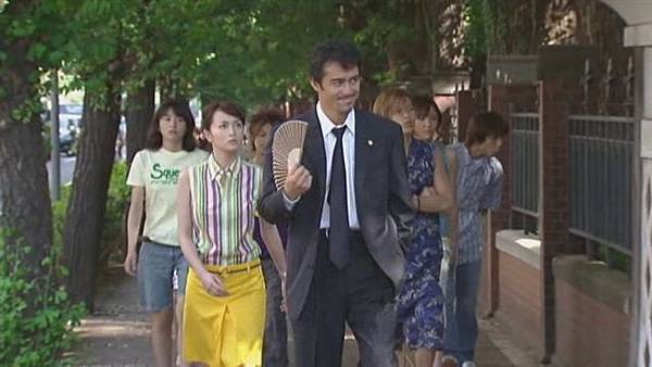 Dragonzakura - ep08 (704x396) [RAW][(062879)01-18-43].JPG