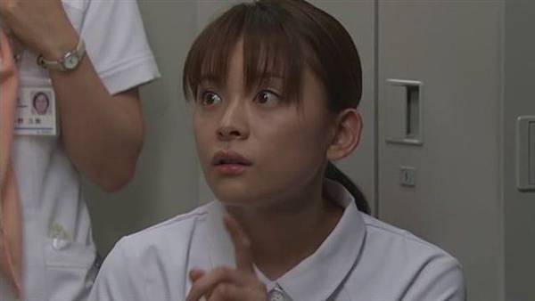 Nurse Aoi ep03 (704x396 DivX6)[(029128)16-20-46].JPG