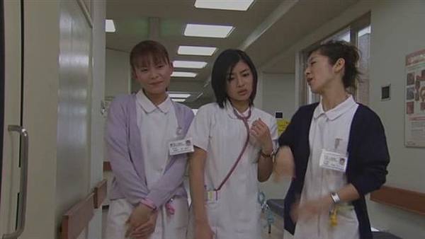 Nurse Aoi ep03 (704x396 DivX6)[(034471)16-25-45].JPG