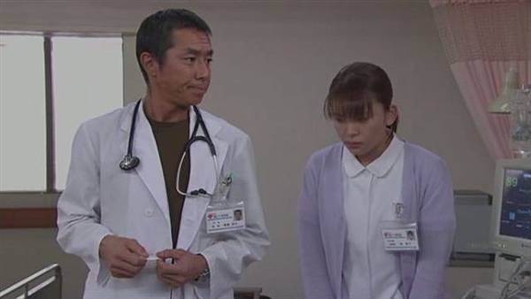 Nurse Aoi ep04 (704x396 DivX6)[(027982)18-45-16].JPG