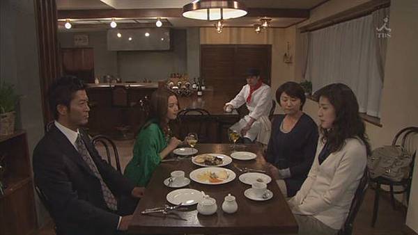 Around 40 ep02 (704x396 DivX6)[(071925)22-32-49].JPG