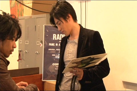 homme09003.jpg homme09003.jpg