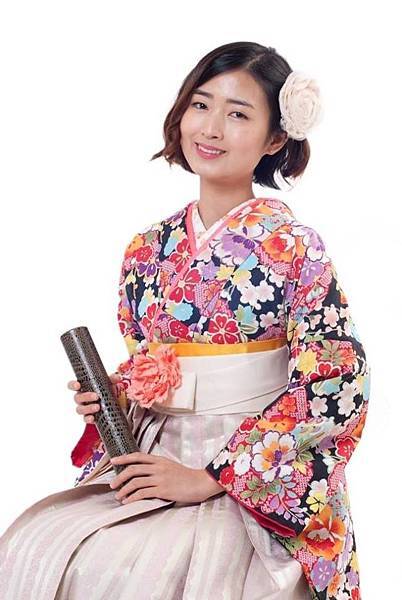 毕业式和服9.jpg 毕业式和服9.jpg