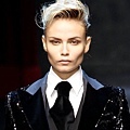 dolce-gabbana-milan-fashion-week-womenswear-autumnwinter-2011-41.jpg