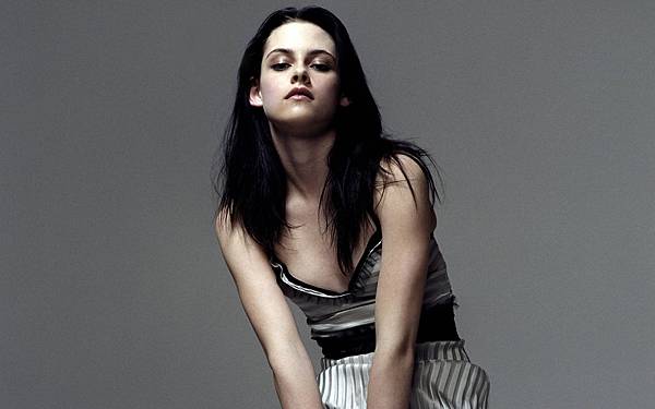 21801_kristen-stewart105_122_86lo.jpg