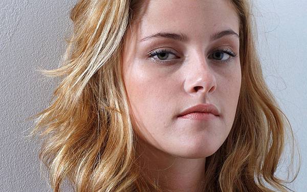 21782_kristen-stewart100_122_47lo.jpg