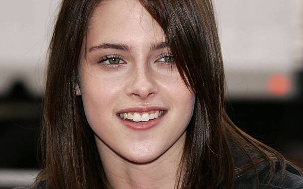 21794_kristen-stewart104_122_888lo.jpg