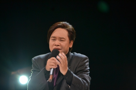 游兆棋演唱-1.JPG