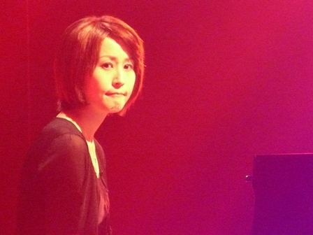 各式樂團 漂亮的爵士鋼琴家烏野薰 Jpg Hotmusic 的相簿 痞客邦