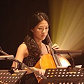 亞提斯特管弦樂團大提琴手--方菁老師.JPG