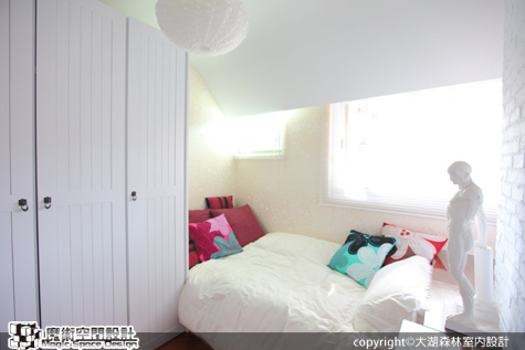 [魔術空間設計]室內設計作品-大湖森林室內設計-柯竹書-小坪數老住宅大翻身 變成優雅白色度假屋