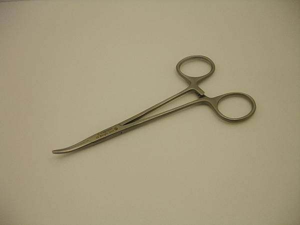 Fine Curved Forceps