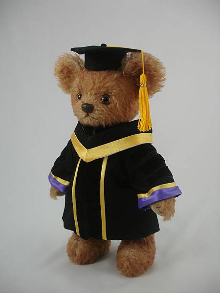 Teddy in Cap and Gown