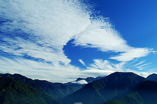 南橫雲彩