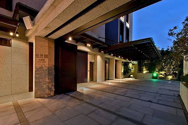 大門1.jpg 大門1.jpg