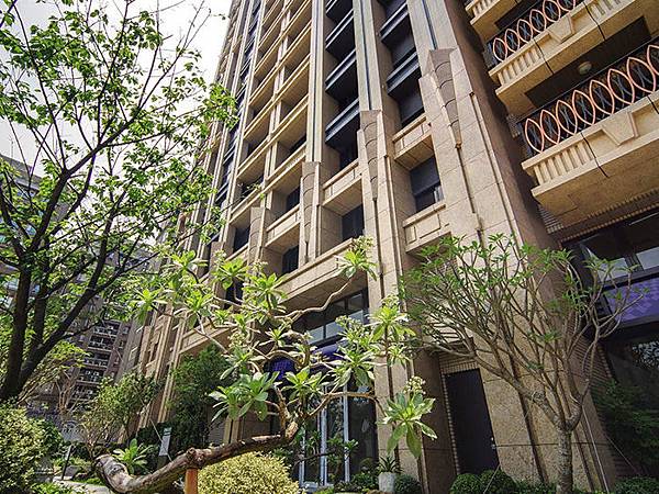 外觀2.jpg 外觀2.jpg