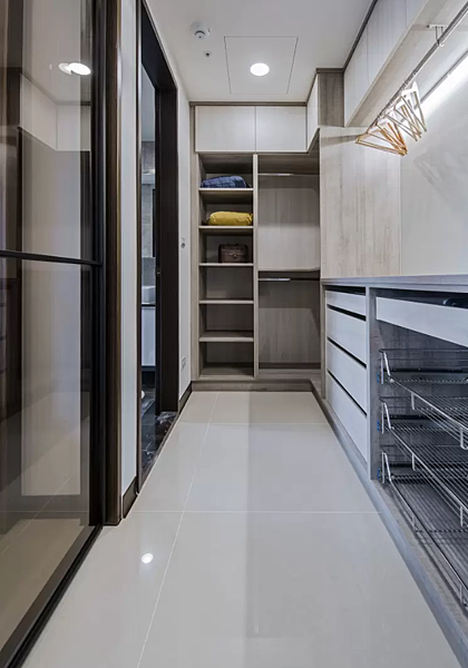 更衣室.png 更衣室.png