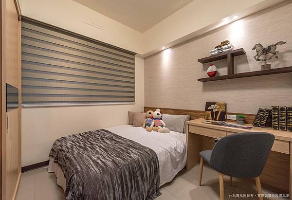 臥房.jpg 臥房.jpg