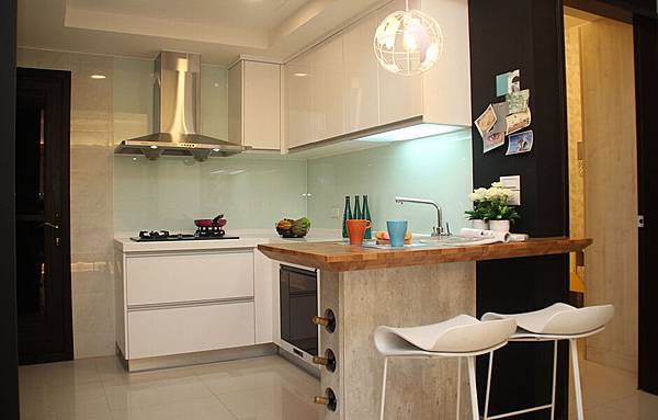 廚房.jpg 廚房.jpg