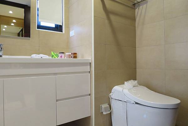 廁所.jpg 廁所.jpg