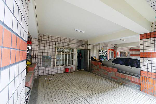 Chenggong E Rd 02.jpg Chenggong E Rd 02.jpg