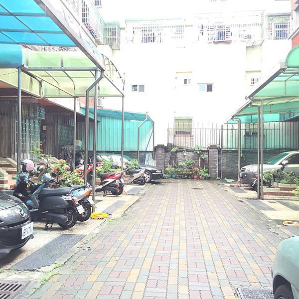 東區樂業前院車庫別墅1288萬_9.JPG 東區樂業前院車庫別墅1288萬_9.JPG